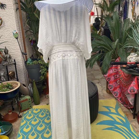 💙2PIECE BLUE N WHITE STRIPED OUTFIT💙 - Picture 4 of 4